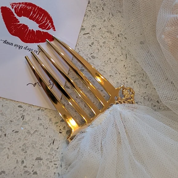 Honey Birdette Daisy Veil O/S - Picture 4 of 10